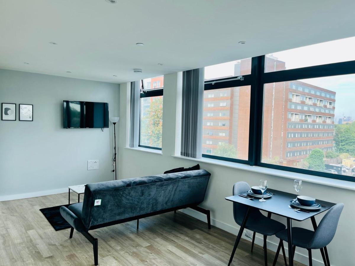 Stunning One Bedroom Apartment In Old Trafford 맨체스터 외부 사진